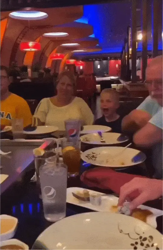 GIFparade CXLIX GP149_40 