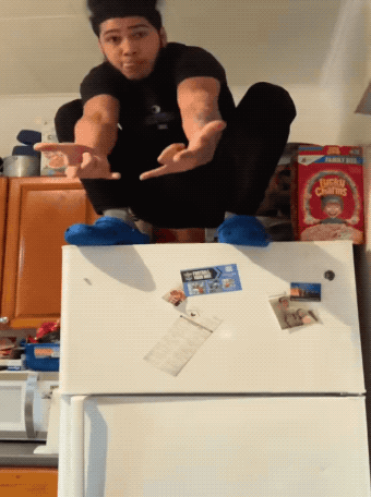 GIFparade CLII GP152_09