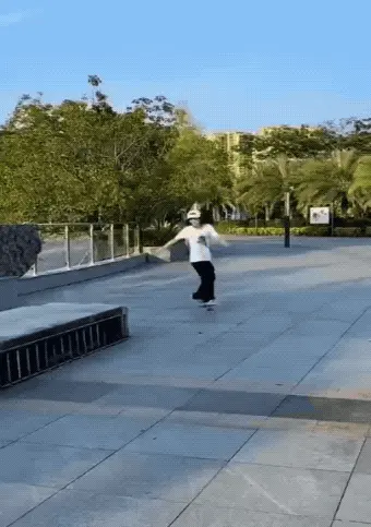 GIFparade CLII GP152_23 