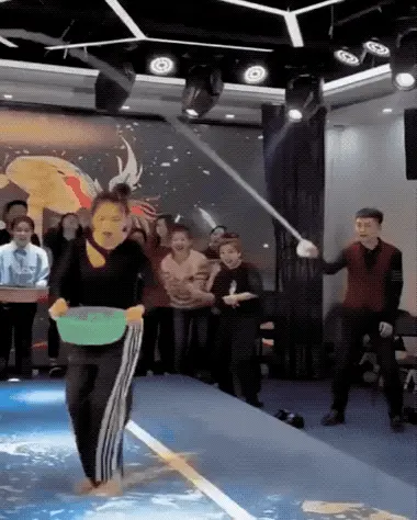 GIFparade CLIV GP154_04