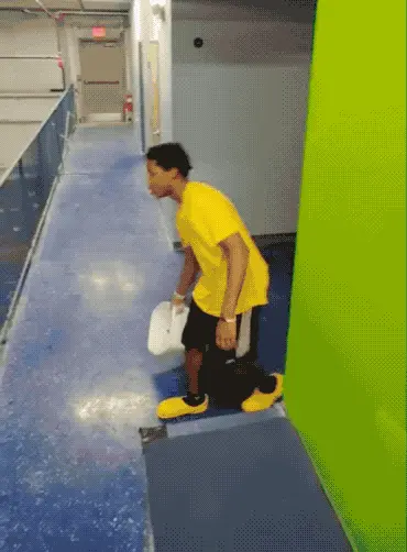 GIFparade CLIV GP154_22 