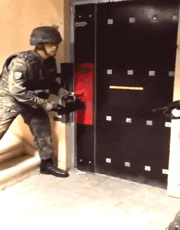 GIFparade CLVII GP157_21 