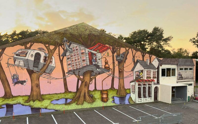 „Gezeichnete“ Murals von Gijs Vanhee