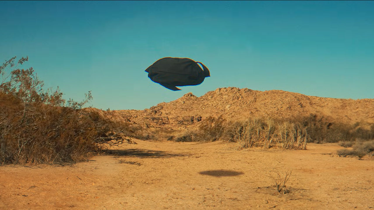 Eine zeitreisende Tasche entscheidet über das Schicksal The-Lord-of-All-Future-Space-Time-kurzfilm