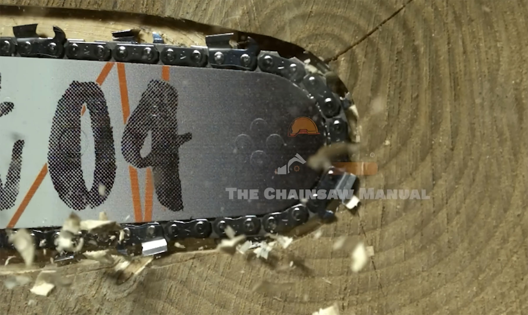 Kettensäge in ganz langsamer Zeitlupe kettensaege-zeitlupe 