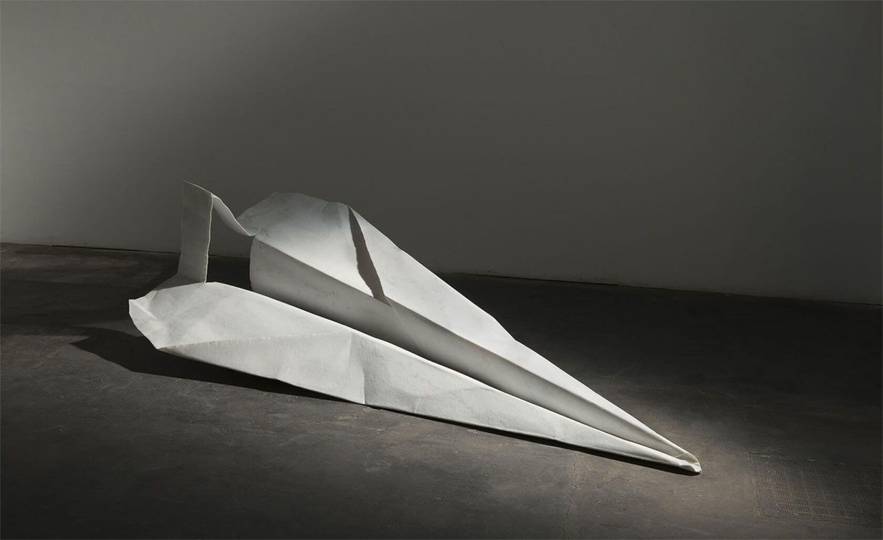 Marmor-Skulpturen, die wie Styropor oder Papier aussehen Fabio-Viale-marmorskulpturen 