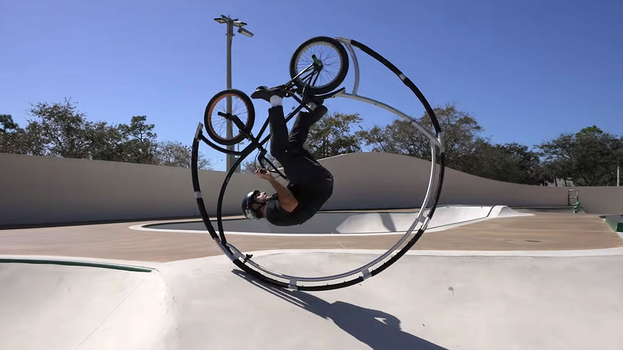 Matty Cranmer und das Roller Bike Matty-Cranmer-bike-rolling 