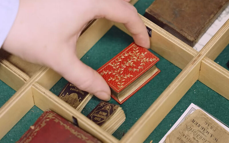 Die kleinsten Bücher der Welt